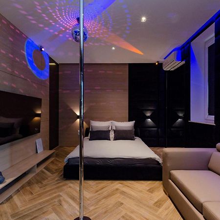 Lupoapartments Z Jacuzzi Pole Dance Leczycka 29 Klimatyzacja Parking Dostep Na Kod Lodz  Exterior photo