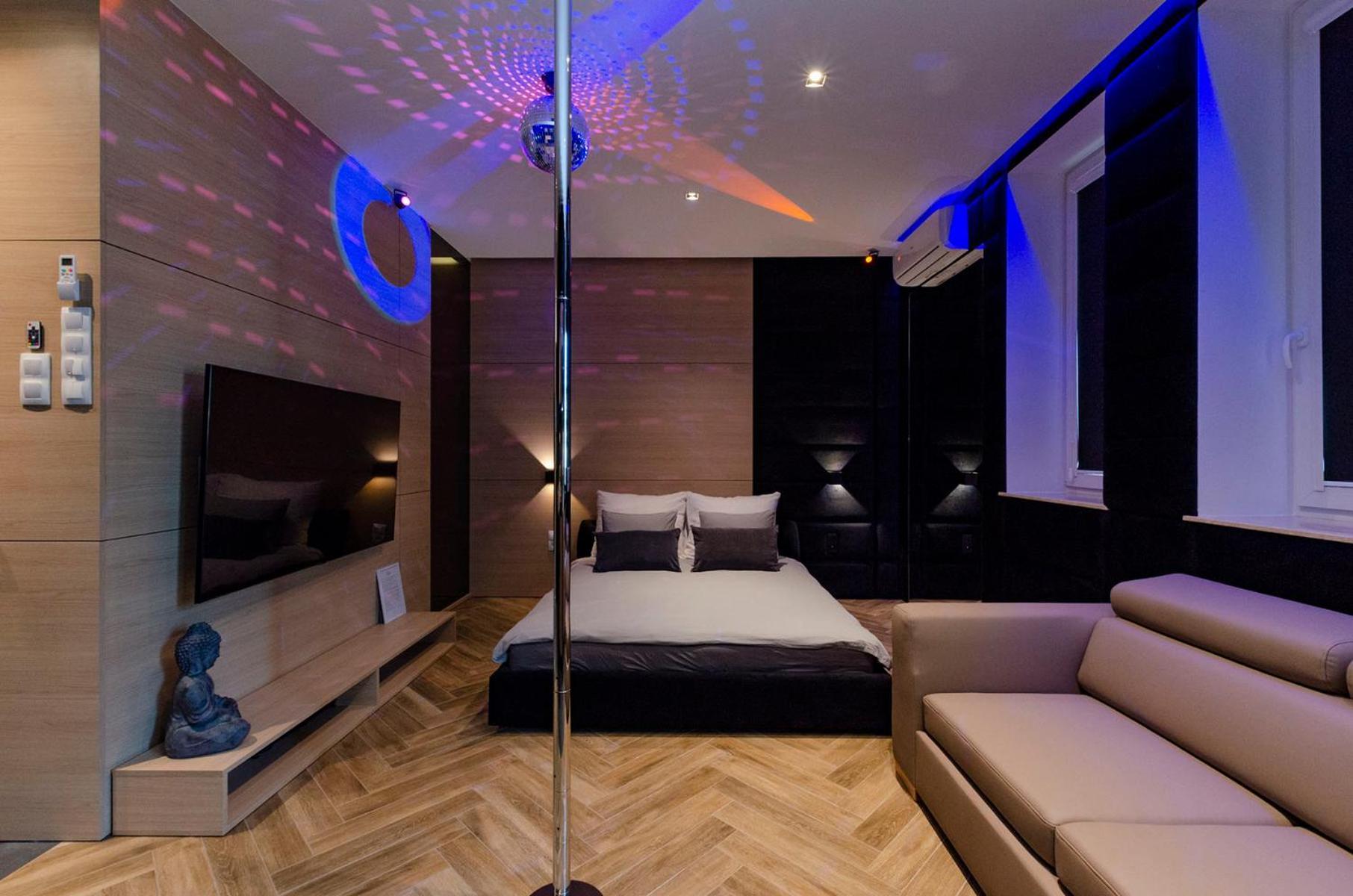 Lupoapartments Z Jacuzzi Pole Dance Leczycka 29 Klimatyzacja Parking Dostep Na Kod Lodz  Exterior photo